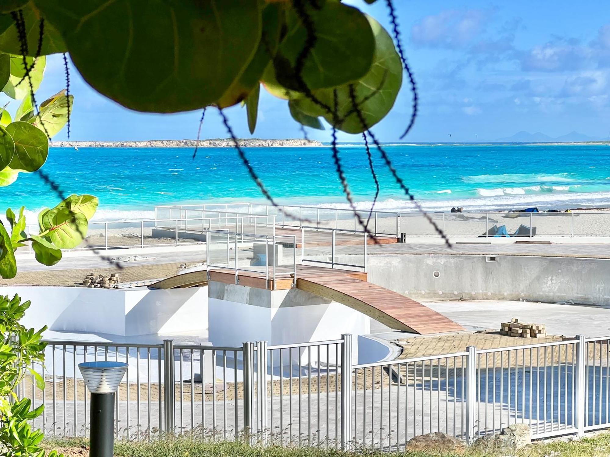 Top Floor Unit 520 Ft2 - 48 M2 With Stunning Dominant View On Ocean, St Barth, Orient Bay Apartment Cul de Sac Exterior foto